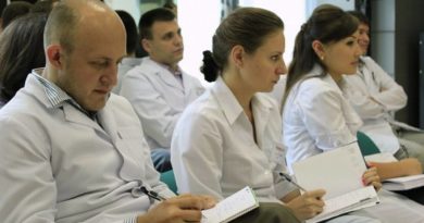 Повышение квалификации медицинских работников: виды курсов